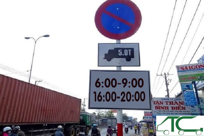 Quy định thời gian xe tải cấm hoặc được vào thành phố